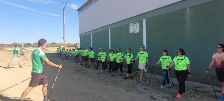 Imagen Santa Ana acogió con éxito la II Marcha Nórdica de la Mancomunidad Sierra de Montánchez