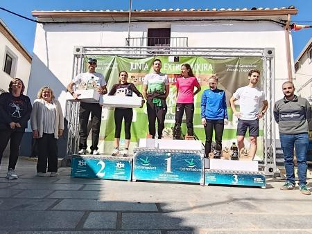 Imagen Arroyo de los Molinos corona a los campeones del Campeonato de Extremadura de Carreras por Montaña en una jornada brillante
